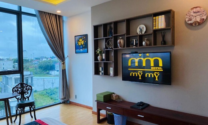 Hiep Ninh Hotel | Budget-Friendly Hotel Mỹ Mỹ with Breakfast & Family Amenities