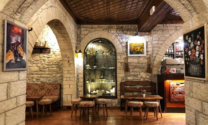 Berat Hotel | Exceptional Hotel Mangalemi: Family-Friendly & Highly Rated