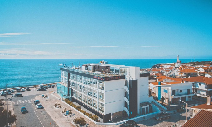 Sao Pedro de Muel Hotel | Relaxing Retreat at Hotel Mar e Sol & Spa - 4 Star Oasis