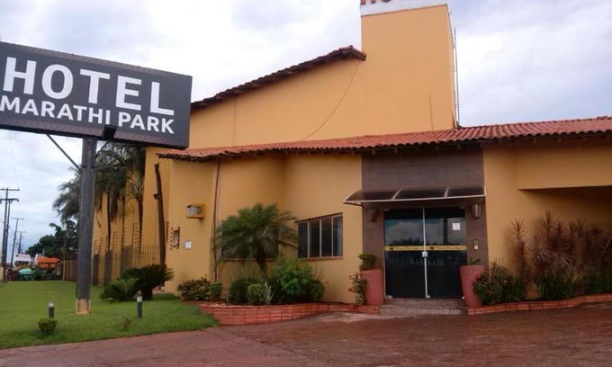 Rondonopolis Hotel | Discover Hotel Marathi Park: Family-Friendly with Pool Access