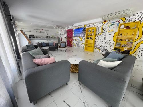 Lloret Town Center Hotel | Pet-Friendly Hotel Maremagnum with Oceanfront Views