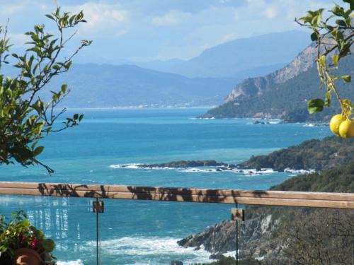 Marina di Maratea Hotel | Hotel Martino: Oceanfront Paradise with Pool and Breakfast