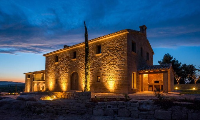 Valderrobres Hotel | Discover Hotel Mas de la Costa: Oceanfront Bliss & Spa