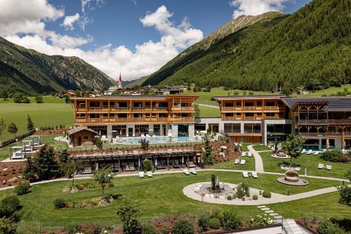 Valles Hotel | Experience Hotel Masl: Oceanfront Retreat with Spa & Pool