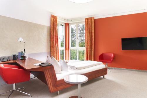 Wels Hotel | Discover Hotel Maxlhaid: Pet-Friendly with Spa & Top Reviews