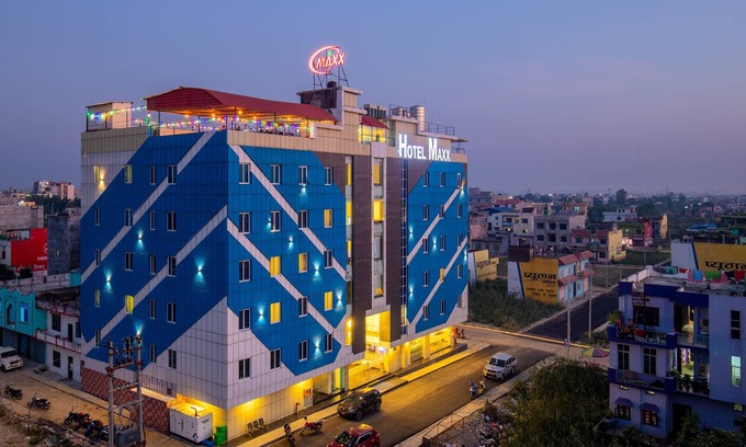 Kohalpur Hotel | Budget-Friendly Hotel Maxx with Pool and Restaurant