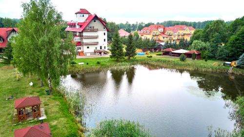 Gizycko Hotel | Experience Hotel Mazury: Pet-Friendly with Ocean Views