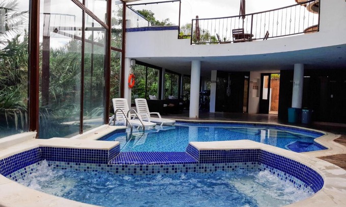 Old Town Hotel | Discover Hotel Mesón de los Virreyes with Pool & Spa