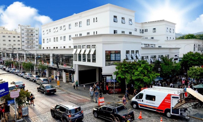 Sao Lourenco Hotel | Discover Hotel Metrópole: 4-Star Comfort with Pool Access