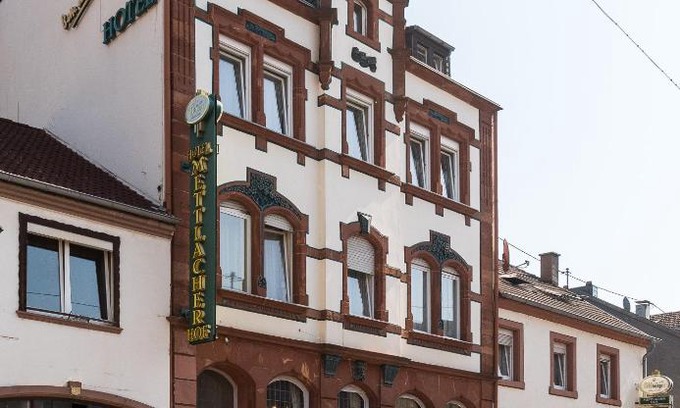 Mettlach House | Discover Hotel Mettlacher Hof: Pet-Friendly Retreat