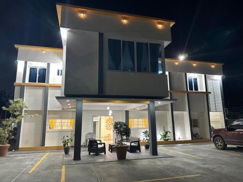 Nagua Hotel | Discover Hotel Mi Dulce Amanecer: Oceanfront Family Retreat