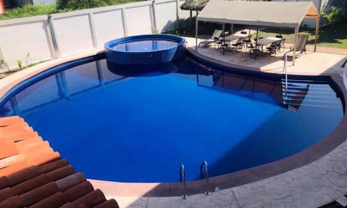 Villa Comaltitlan Hotel | Discover Hotel Milin: Top-Rated Retreat with Pool & Breakfast
