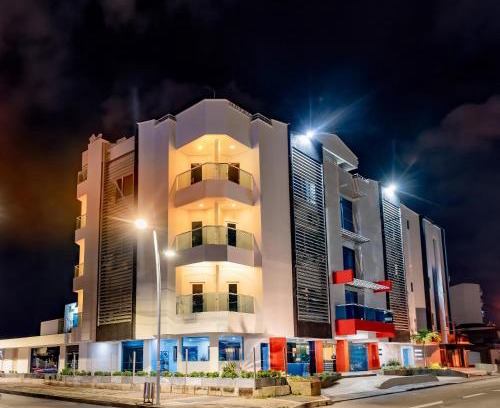Monteria Hotel | Discover Hotel Miraval: Oceanfront Getaway with Pool