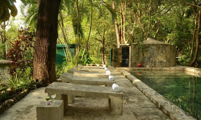 Arroyo Seco Hotel | Relax at Hotel Misión Concá with Pool and Spa Amenities