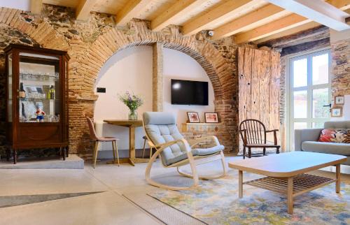 Cardedeu Hotel | Guest Rated: 9.8 at Hotel Molí Cardedeu for Your Stay