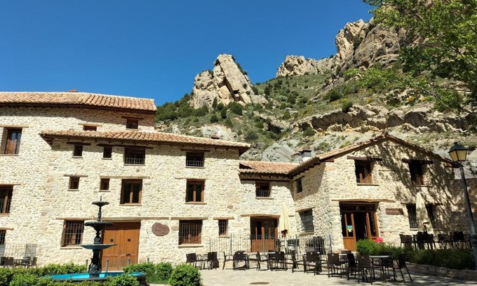 Aliaga Hotel | Discover Hotel Molino Alto: Loved by Guests with Top Amenities
