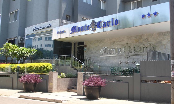 Polana Cimento B Hotel | Budget-Friendly Escape at Hotel Monte Carlo with Pool & Spa