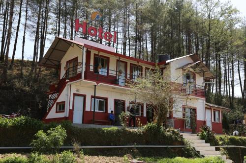 Nagarkot Hotel | Discover Hotel Mount Paradise: Family-Friendly Retreat