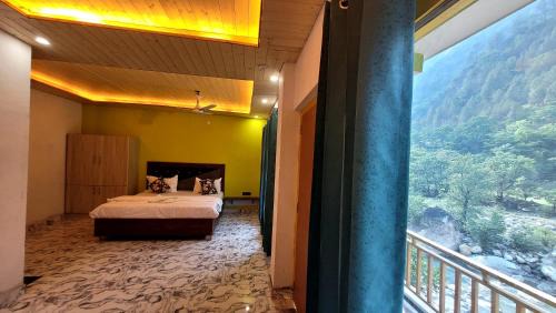 Rajgarhi Hotel | Pet-Friendly Retreat at Hotel MountMemory: Guest Rated 10/10