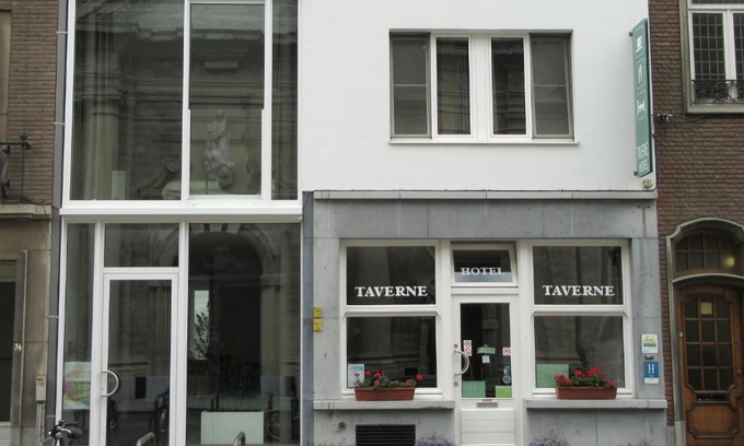 Mechelen Hotel | Welcoming Hotel Muske Pitter: Rated 9/10 with Breakfast & Kitchen