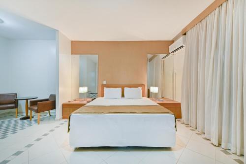 Areao Hotel | Comfortable Hotel Nacional Inn Cuiabá with Pool & Dining