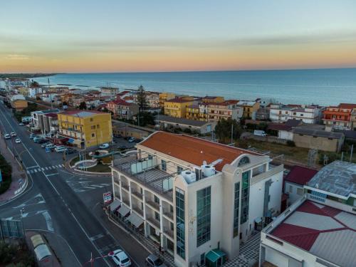 Torre Melissa Hotel | Discover Hotel Napoleon: 4-Star Ocean View Retreat