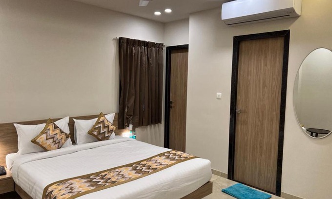 Nathdwara Hotel | Convenient Hotel Natham by Vrinda Near Shreenathji Temple