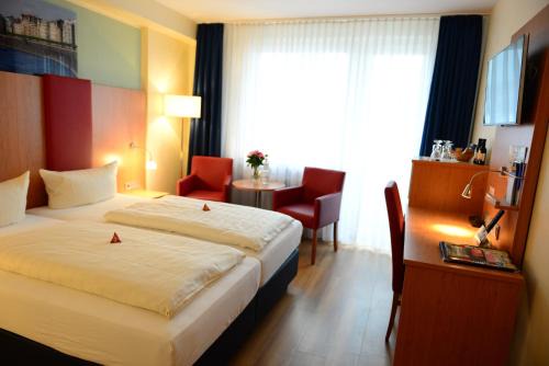 Pempelfort Hotel | Discover Hotel National Düsseldorf - Rated 9/10 with Hot Tub