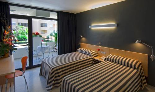 Santa Cruz de Tenerife Hotel | Experience Comfort at Hotel Nautico – Rated 8/10 by Guests