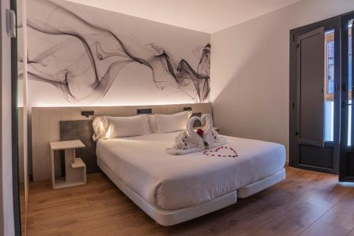 Old Town Hotel | Discover Hotel NERU: Rated 9.2 with Family-Friendly Amenities