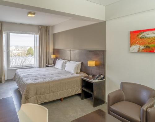 Neuquen Hotel | Explore Hotel NEU 354: Family-Friendly & Accessible Stay