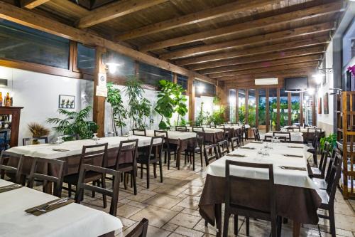 Bitritto Hotel | Discover Hotel New Bari: Rated 9/10, Family-Friendly Amenities