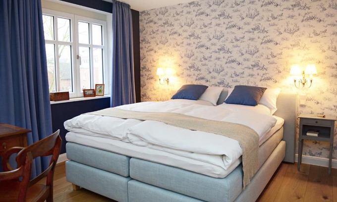 Luedinghausen Hotel | Discover Hotel No. 11: Family-Friendly & Accessible Comfort