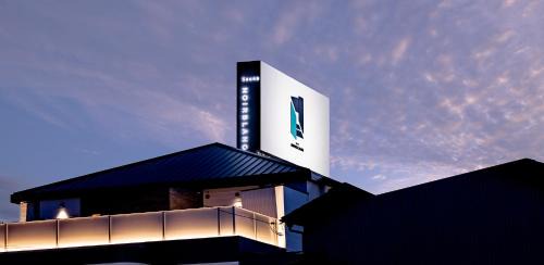Suruga Ward Hotel | Stylish Hotel Noir Blanc: Child-Friendly & Highly Rated