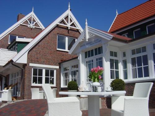 Langeoog Hotel | Discover Hotel Norderriff: 4-Star Getaway with a Pool