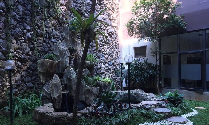 Kebon Kacang Hotel | Discover Hotel Nusantara Indah Syariah with Family-Friendly Amenities