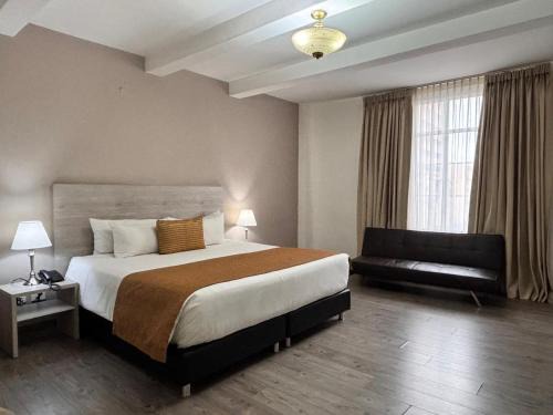 Villa Nueva Hotel | Family-Friendly Hotel Nutibara with Accessible Amenities