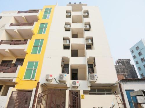 Sector 62 Hotel | Affordable Stay at OYO A P Residency with Family-Friendly Amenities