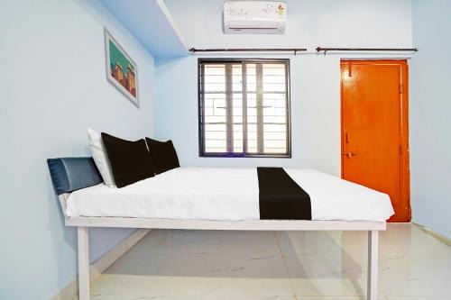Bhiwapur Hotel | Pet-Friendly OYO Hotel Arnav Gold: A 4-Star Retreat