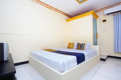 Cilacap Hotel | Budget-Friendly Stay at SPOT ON 2473 Buana Jaya Guest House
