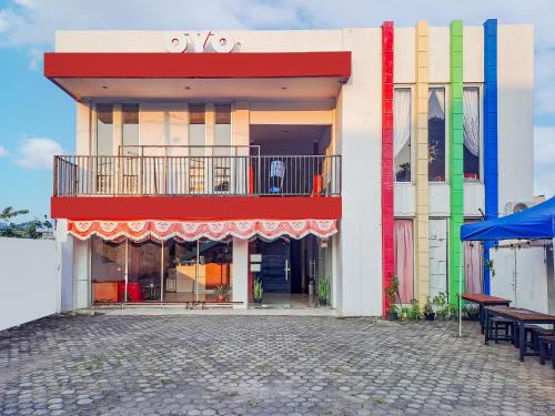 Bandar Lampung Hotel | Budget-Friendly OYO 2657 Pelangi Residence with Breakfast