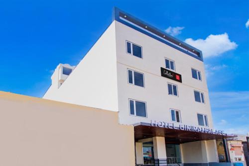 Sitapura Hotel | Guest Rated 10/10: Collection O Hotel Giriraj Palace