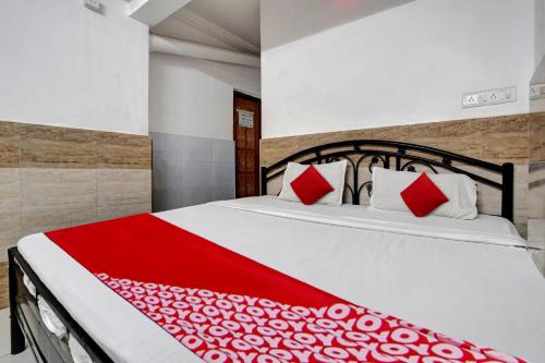 Kalamboli Hotel | Family-Friendly Hotels in Mumbai, India for Budget Travelers
