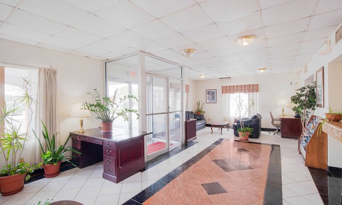 Channelview Hotel | Convenient Stay at Hotel O Grand Inn Channelview I-10