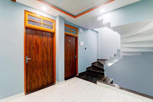 Malihabad Hotel | HOTEL O JC