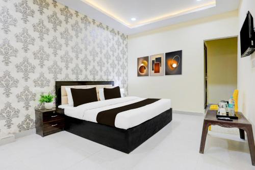 Varanasi Hotel | Hotel O K P Palace