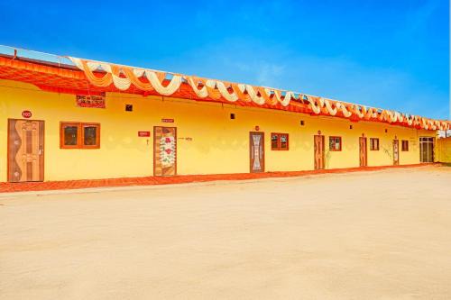 Kanpur Dehat District Hotel | Hotel O Kanhaiya Vatika