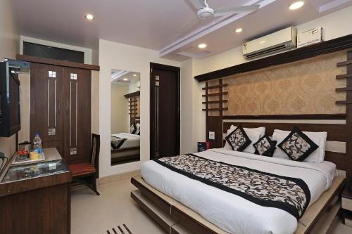 Patel Nagar Hotel | Convenient Hotel Metro View Inn Near Satyam Inox