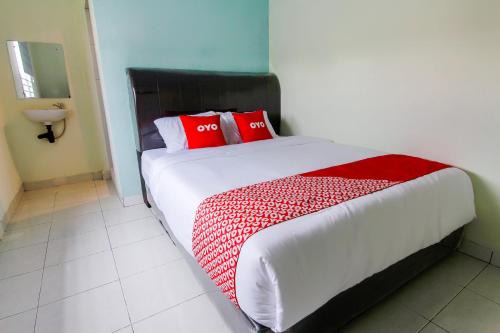 Medan Hotel | Child-Friendly Accommodation at SUPER OYO 3493 Nami House