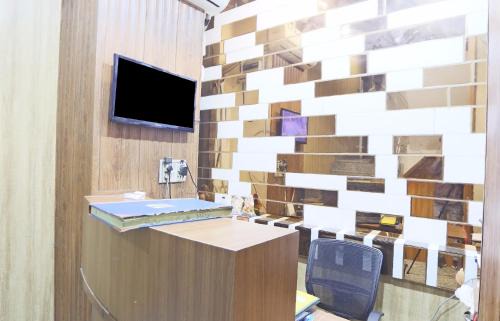 Aurangabad Hotel | Budget-Friendly Stay at OYO Hotel New Raj Kamal